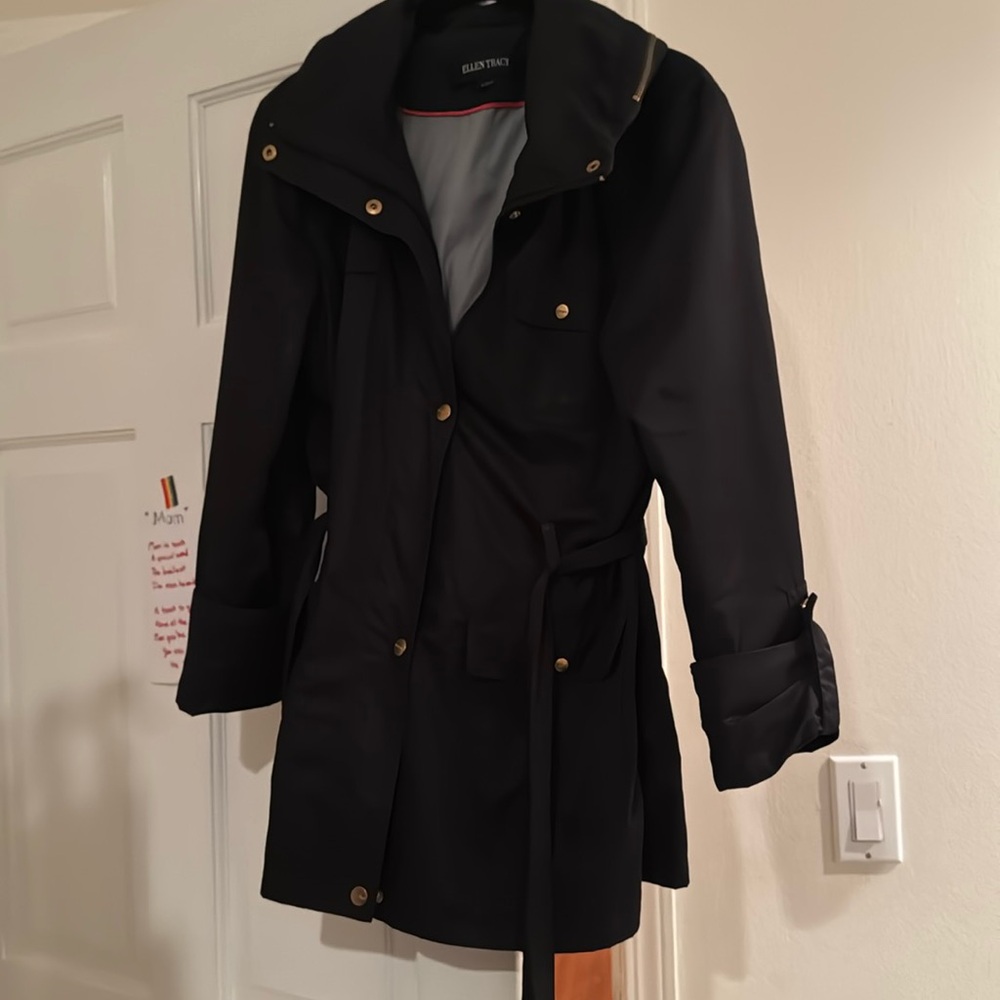 ***Ellen Tracy jacket large black gold buttons